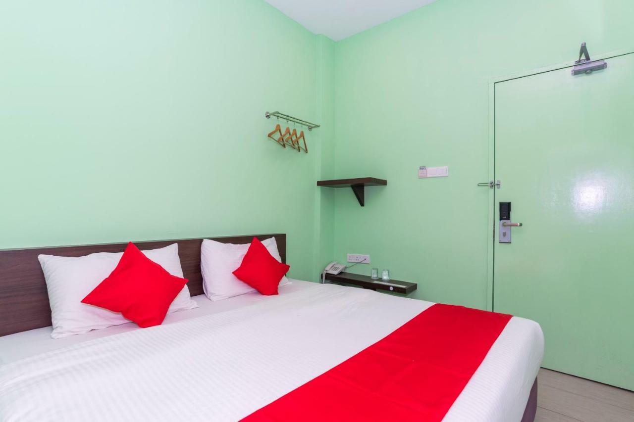 Oyo 1172 Hotel Shlyo Nusajaya  Exteriér fotografie